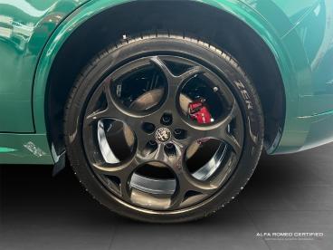 ALFA ROMEO CERTIFIED Alfa Romeo Stelvio 2.0t Tributo Italiano Auto Q4 Awd Euro 6 (s/s) 5dr Used Car - Suv Petrol Green - Slough - 555622_3