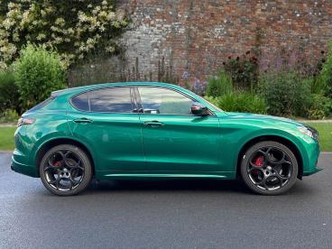 ALFA ROMEO CERTIFIED Alfa Romeo Stelvio 2.0 Turbo 280 Tributo Italiano 5dr Awd Auto Used Car - Suv Petrol Green - Swansea - 561535_3