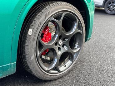 ALFA ROMEO CERTIFIED Alfa Romeo Stelvio 2.0 Turbo 280 Tributo Italiano 5dr Awd Auto Used Car - Suv Petrol Green - Swansea - 561535_4