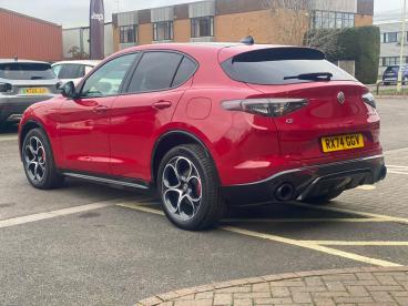 SPOTICAR Alfa Romeo Stelvio 2.0t Veloce Auto Q4 Awd Euro 6 (s/s) 5dr Used Car - Suv Petrol Red - Cheltenham - 1200566585_4