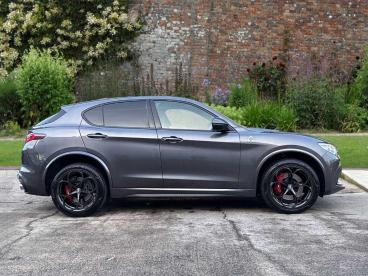ALFA ROMEO CERTIFIED Alfa Romeo Stelvio 2.9 V6 Bi-turbo Quadrifoglio Auto Q4 Awd Euro 6 (s Used Car - Suv Petrol Grey - Swansea - 567063_3