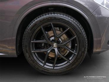 ALFA ROMEO CERTIFIED Alfa Romeo Stelvio 2.0t Veloce Auto Q4 Awd Euro 6 (s/s) 5dr Used Car - Suv Petrol Grey - Nuneaton - 583708_5