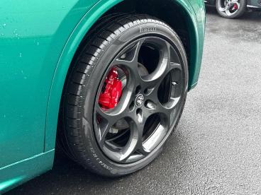 ALFA ROMEO CERTIFIED Alfa Romeo Stelvio 2.0t Tributo Italiano Auto Q4 Awd Euro 6 (s/s) 5dr Used Car - Suv Petrol Green - Swansea - 591621_4