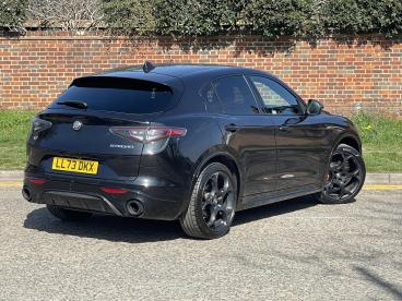 ALFA ROMEO CERTIFIED Alfa Romeo Stelvio  Used Car - Suv Petrol Black - Hemel Hempstead - 593314_2