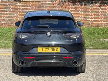 ALFA ROMEO CERTIFIED Alfa Romeo Stelvio  Used Car - Suv Petrol Black - Hemel Hempstead - 593314_4