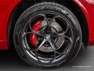 ALFA ROMEO CERTIFIED Alfa Romeo Stelvio 2.9 V6 Bi-turbo Quadrifoglio Auto Q4 Awd Euro 6 (s Used Car - Suv Petrol Red - Nuneaton - 594596_5