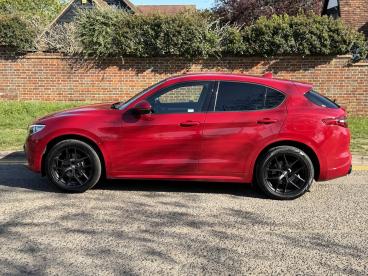 ALFA ROMEO CERTIFIED Alfa Romeo Stelvio 2.0t Veloce Auto Q4 Awd Euro 6 (s/s) 5dr Used Car - Suv Petrol Red - Hemel Hempstead - 597550_5