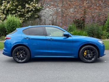 ALFA ROMEO CERTIFIED Alfa Romeo Stelvio 2.0t Veloce Auto Q4 Awd Euro 6 (s/s) 5dr Used Car - Suv Petrol Blue - Swansea - 597929_3