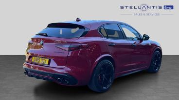 SPOTICAR Alfa Romeo Stelvio 2.9 V6 Bi-turbo Quadrifoglio Auto Q4 Awd Euro 6 (s Used Car - Suv Petrol Red - Bristol - 1200598968_3