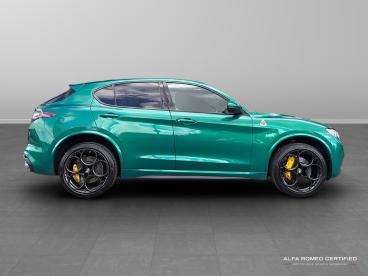 ALFA ROMEO CERTIFIED Alfa Romeo Stelvio 2.9 V6 Bi-turbo Quadrifoglio Auto Q4 Awd Euro 6 (s Used Car - Suv Petrol Green - Slough - 602853_2