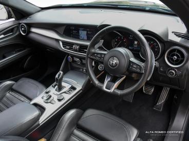 ALFA ROMEO CERTIFIED Alfa Romeo Stelvio 2.0t Veloce Auto Q4 Awd Euro 6 (s/s) 5dr Used Car - Suv Petrol Black - Nuneaton - 603308_3