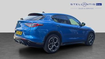SPOTICAR Alfa Romeo Stelvio 2.0t Veloce Auto Q4 Awd Euro 6 (s/s) 5dr Used Car - Suv Petrol Blue - Bristol - 1200606473_3