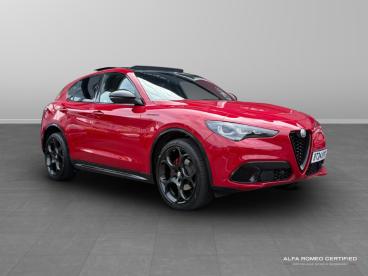 ALFA ROMEO CERTIFIED Alfa Romeo Stelvio  Used Car - Suv Petrol Red - Nuneaton - 609869_1