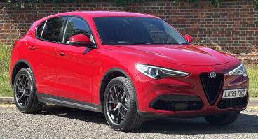 SPOTICAR Alfa Romeo Stelvio 2.0t Milano Edizione Auto Q4 Awd Euro 6 (s/s) 5dr Used Car - Suv Petrol Red - Hemel Hempstead - 800611045_1