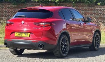 SPOTICAR Alfa Romeo Stelvio 2.0t Milano Edizione Auto Q4 Awd Euro 6 (s/s) 5dr Used Car - Suv Petrol Red - Hemel Hempstead - 800611045_3