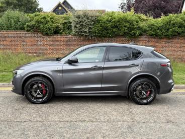 ALFA ROMEO CERTIFIED Alfa Romeo Stelvio 2.9 V6 Bi-turbo Quadrifoglio Auto Q4 Awd Euro 6 (s Used Car - Suv Petrol Grey - Hemel Hempstead - 614995_5