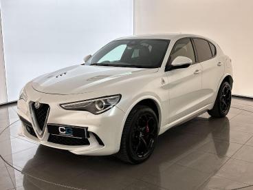 SPOTICAR Alfa Romeo Stelvio 2.9 V6 Bi-turbo Quadrifoglio Auto Q4 Awd Euro 6 (s Used Car - Suv Petrol White - Croxdale - 1200617158_3