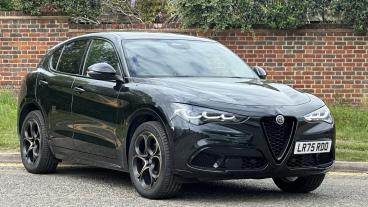ALFA ROMEO CERTIFIED Alfa Romeo Stelvio 2.0t Intensa Auto Q4 Awd Euro 6 (s/s) 5dr Used Car - Suv Petrol Black - Hemel Hempstead - 622321_1