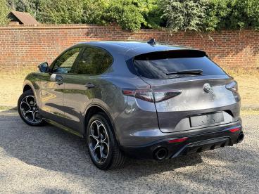 ALFA ROMEO CERTIFIED Alfa Romeo Stelvio 2.0t Veloce Auto Q4 Awd Euro 6 (s/s) 5dr Used Car - Suv Petrol Grey - Hemel Hempstead - 623660_4