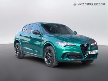 ALFA ROMEO CERTIFIED Alfa Romeo Stelvio 2.9 V6 Bi-turbo Quadrifoglio Auto Q4 Awd Euro 6 (s Used Car - Suv Petrol Green - Slough - 629384_1