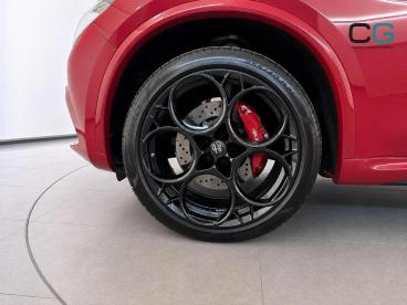 SPOTICAR Alfa Romeo Stelvio 2.9 V6 Bi-turbo Quadrifoglio Auto Q4 Awd Euro 6 (s Used Car - Suv Petrol Red - Croxdale - 1200640826_5