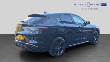 SPOTICAR Alfa Romeo Stelvio 2.0t Veloce Auto Q4 Awd Euro 6 (s/s) 5dr Used Car - Suv Petrol Black - Bristol - 1200643638_3