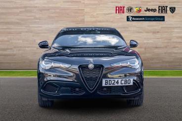 ALFA ROMEO CERTIFIED Alfa Romeo Stelvio  Used Car - Suv Petrol Black - Nuneaton - 644441_2