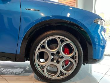 ALFA ROMEO CERTIFIED Alfa Romeo Tonale 1.5 Vgt Mhev Veloce Dct Euro 6 5dr Used Car - Suv Hybrid Blue - Colchester - 465096_5