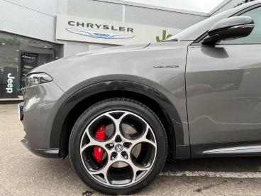 ALFA ROMEO CERTIFIED Alfa Romeo Tonale 1.5 Vgt Mhev Veloce Dct Euro 6 5dr Used Car - Suv Hybrid Grey - Colchester - 510176_4