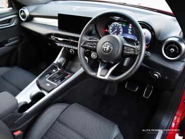 ALFA ROMEO CERTIFIED Alfa Romeo Tonale 1.3 Vgt 15.5kwh Speciale Auto Q4 Awd Euro 6 5dr Used Car - Suv Plug-in Hybrid Red - Nuneaton - 515840_4