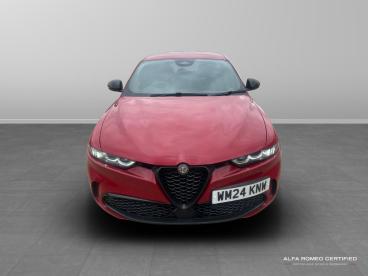 ALFA ROMEO CERTIFIED Alfa Romeo Tonale 1.5 Vgt Mhev Veloce Dct Euro 6 5dr Used Car - Suv Hybrid Red - Slough - 526988_2