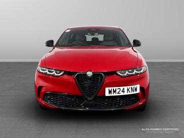 ALFA ROMEO CERTIFIED Alfa Romeo Tonale 1.5 Vgt Mhev Veloce Dct Euro 6 5dr Used Car - Suv Hybrid Red - Slough - 526988_4