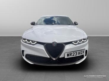 ALFA ROMEO CERTIFIED Alfa Romeo Tonale 1.3 Vgt 15.5kwh Speciale Auto Q4 Awd Euro 6 5dr Used Car - Suv Plug-in Hybrid White - Kidlington - 531397_2