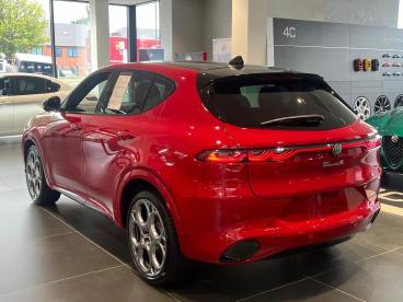 ALFA ROMEO CERTIFIED Alfa Romeo Tonale 1.3 Vgt 15.5kwh Tributo Italiano Auto Q4 Awd Euro Used Car - Suv Plug-in Hybrid Red - Slough - 531899_4