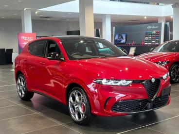 ALFA ROMEO CERTIFIED Alfa Romeo Tonale 1.3 Vgt 15.5kwh Tributo Italiano Auto Q4 Awd Euro Used Car - Suv Plug-in Hybrid Red - Slough - 531899_5