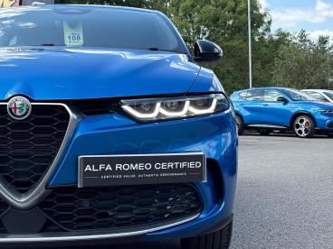 ALFA ROMEO CERTIFIED Alfa Romeo Tonale 1.5 Vgt Mhev Ti Dct Euro 6 5dr Used Car - Suv Hybrid Blue - Swindon - 532726_4