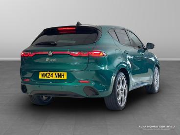 ALFA ROMEO CERTIFIED Alfa Romeo Tonale 1.5 Vgt Mhev Tributo Italiano Dct Euro 6 5dr Used Car - Suv Hybrid Green - Slough - 539794_3