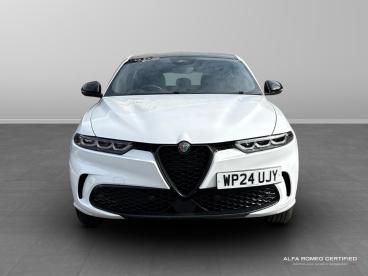 ALFA ROMEO CERTIFIED Alfa Romeo Tonale 1.5 Vgt Mhev Tributo Italiano Dct Euro 6 5dr Used Car - Suv Hybrid White - Swindon - 542026_3