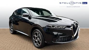 SPOTICAR Alfa Romeo Tonale 1.3 Vgt 15.5kwh Ti Auto Q4 Awd Euro 6 5dr Used Car - Suv Plug-in Hybrid Black - Godalming - 1200543306_1