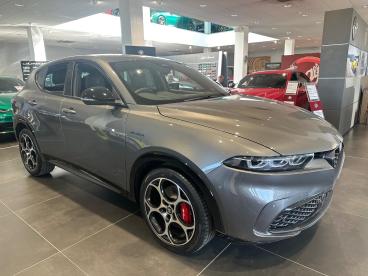 ALFA ROMEO CERTIFIED Alfa Romeo Tonale 1.5 Vgt Mhev Veloce Dct Euro 6 5dr Used Car - Suv Hybrid Grey - Slough - 545025_1