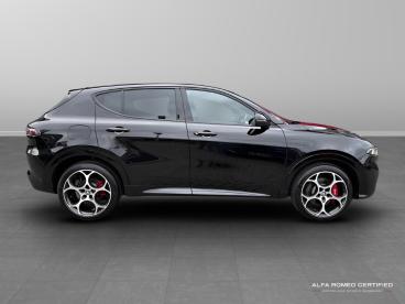 ALFA ROMEO CERTIFIED Alfa Romeo Tonale 1.5 Vgt Mhev Veloce Dct Euro 6 5dr Used Car - Suv Hybrid Black - Slough - 553445_2
