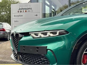ALFA ROMEO CERTIFIED Alfa Romeo Tonale 1.3 Vgt 15.5kwh Veloce Auto Q4 Awd Euro 6 5dr Used Car - Suv Plug-in Hybrid Green - Swindon - 554548_4
