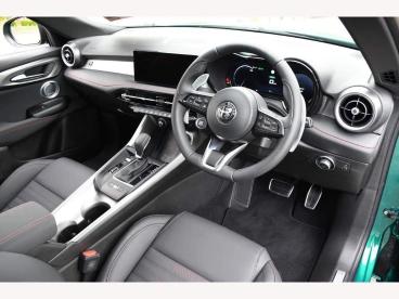 ALFA ROMEO CERTIFIED Alfa Romeo Tonale 1.3 Vgt 15.5kwh Tributo Italiano Auto Q4 Awd Euro Used Car - Suv Plug-in Hybrid Green - Leicester - 557215_3