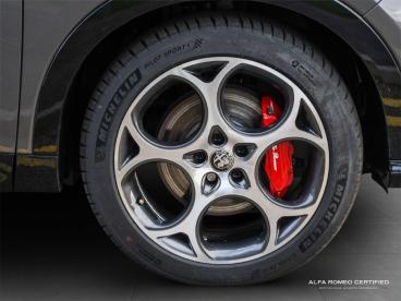 ALFA ROMEO CERTIFIED Alfa Romeo Tonale 1.5 Vgt Mhev Veloce Dct Euro 6 5dr Used Car - Suv Hybrid Grey - Nuneaton - 558048_5