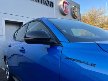ALFA ROMEO CERTIFIED Alfa Romeo Tonale 1.3 Vgt 15.5kwh Speciale Auto Q4 Awd Euro 6 5dr Used Car - Suv Plug-in Hybrid Blue - Colchester - 560702_5
