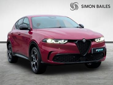 SPOTICAR Alfa Romeo Tonale 1.3 Vgt 15.5kwh Veloce Auto Q4 Awd Euro 6 5dr Used Car - Suv Plug-in Hybrid Red - Northallerton - 1200561780_1