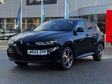 SPOTICAR Alfa Romeo Tonale 1.5 Vgt Mhev Sprint Dct Euro 6 5dr Used Car - Suv Hybrid Black - Colwyn Bay - 1200566205_3