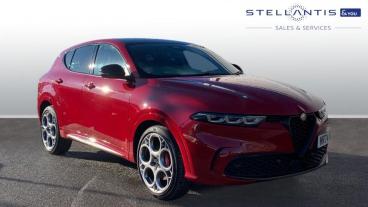 SPOTICAR Alfa Romeo Tonale 1.5 Vgt Mhev Tributo Italiano Dct Euro 6 5dr Used Car - Suv Hybrid Red - Crawley - 1200566957_1