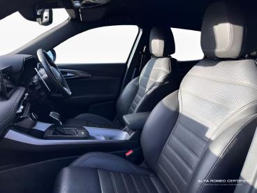 ALFA ROMEO CERTIFIED Alfa Romeo Tonale 1.5 Vgt Mhev Veloce Dct Euro 6 5dr Used Car - Suv Hybrid Blue - Colchester - 567188_2