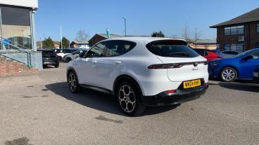 SPOTICAR Alfa Romeo Tonale 1.5 Vgt Mhev Veloce Dct Euro 6 5dr Used Car - Suv Hybrid White - Crawley - 1200575542_5